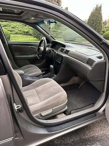 тоета тундра: Toyota Camry: 1997 г., 2.2 л, Автомат, Бензин, Седан — 5