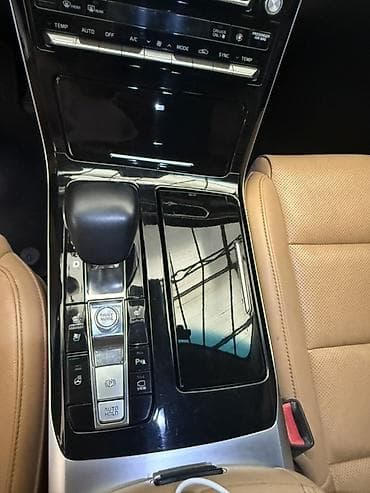 Kia K7: 2019 г., 2.4 л, Автомат, Гибрид, Седан — 7
