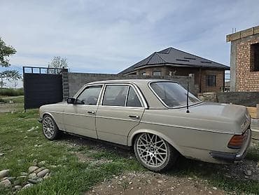 салон w140: Mercedes-Benz W123: 1985 г., 2 л, Ручные, Бензин, Седан — 5