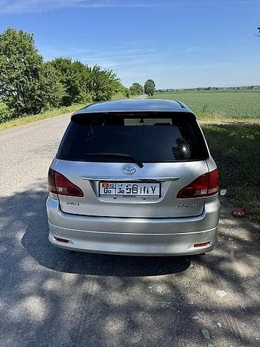 сктер: Toyota Ipsum: 2002 г., 2.4 л, Автомат, Бензин, Вэн/Минивэн — 4