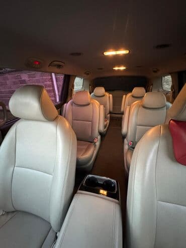 дом в колесах: Kia Carnival: 2018 г., 2.2 л, Типтроник, Дизель, Минивэн — 7