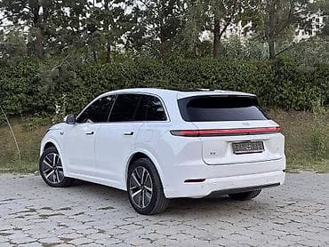 suzuki lets: Lixiang L7: 2024 г., 1.5 л, Автомат, Гибрид, Кроссовер — 4