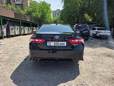 Toyota Camry: 2018 г., 2.5 л, Автомат, Гибрид, Седан