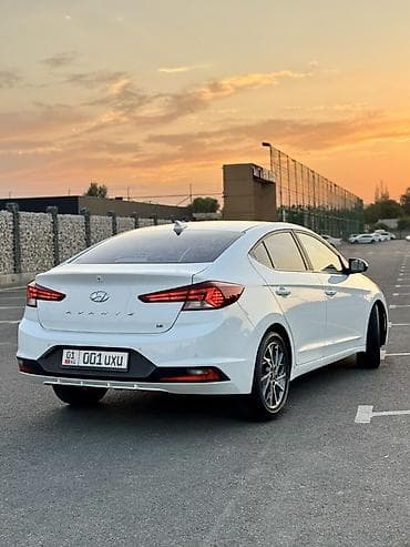 wuling mini ev: Hyundai Avante: 2018 г., 1.6 л, Автомат, Бензин, Седан — 5