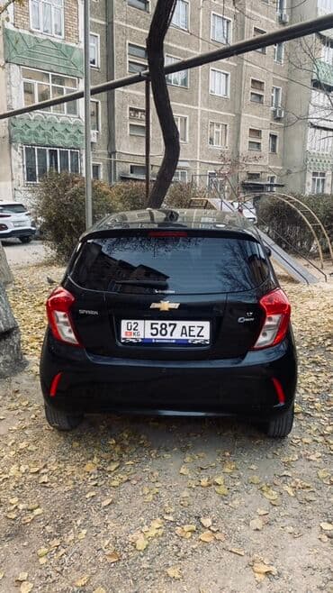 багажник на гольф 2: Chevrolet Spark: 2017 г., 1 л, Автомат, Бензиновая, Хэтчбэк — 3