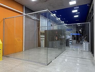 Стеклянный торговый павильон/перегородка для внутрицентрового at lalafo.kg Стеклянный торговый павильон/перегородка для внутрицентрового