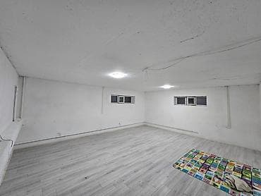 open space: 4 мкр Сдается помещение Площадь: 140м2 Этаж: Цокольный Санузел Без — 4