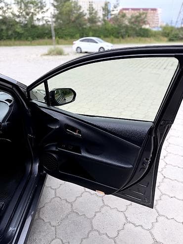 e2 byd: Toyota Prius: 2019 г., 1.8 л, Автомат, Гибрид, Хэтчбэк — 9
