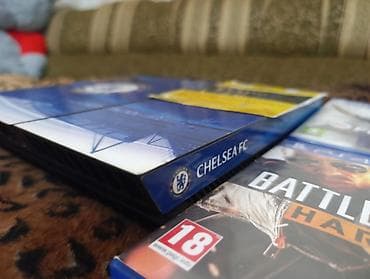 buy nintendo 3ds: Игровой комплект PlayStation 4 (оформление Chelsea FC) В составе: - — 5