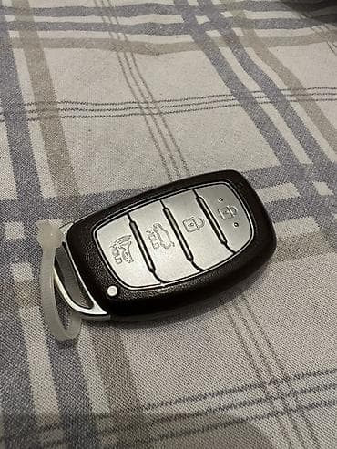 ключ на машину: Ключ Hyundai — 1