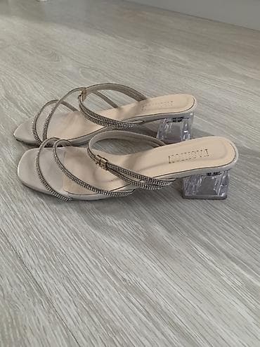 Домашние тапочки: Босоножки, 39, 40, Fashion, Б/у, цвет - Бежевый, Самовывоз — 2