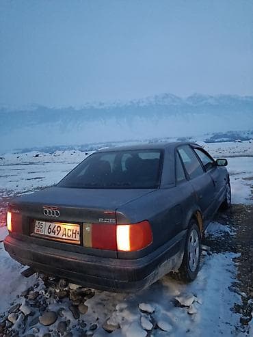 Унаа сатуу: Audi 100: 1992 г., 2 л, Кол менен иштөөчү, Бензин, Седан — 2