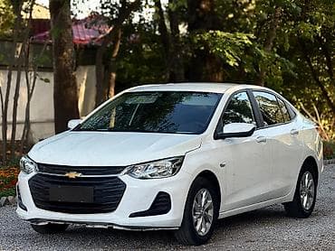 шеврале каптива: Chevrolet Onix: 2020 г., 0.1 л, Автомат, Бензин, Седан — 1