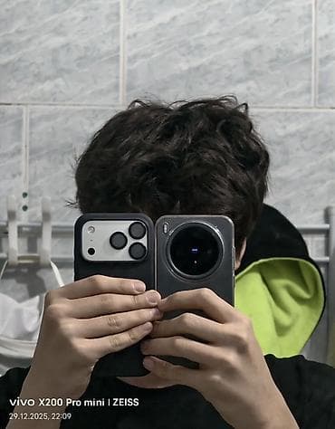 pixel 3: Айфон 17про Сильвер идеальный АКБ 100 13раз только заряжался продаю — 2