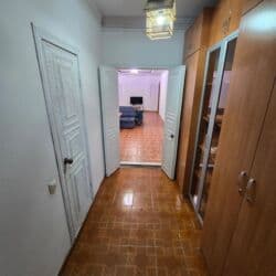 жалал абад дом квартира: 62 кв. м, 2 бөлмө, Евроремонт, Унаа токтотуучу жай, Забор, тосулган — 3