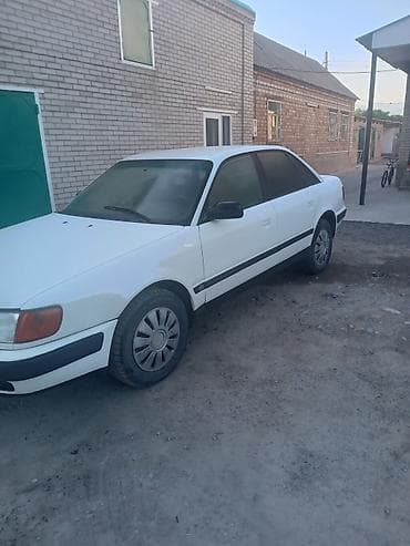 audi rs3: Audi 100: 1993 г., 2 л, Механика, Бензин, Седан — 4