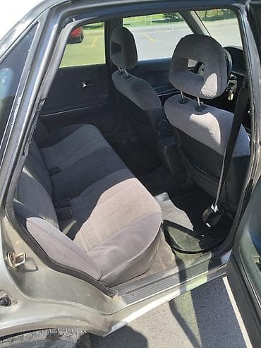 без дтп: Mazda 626: 1990 г., 2 л, Механика, Бензин, Седан — 8