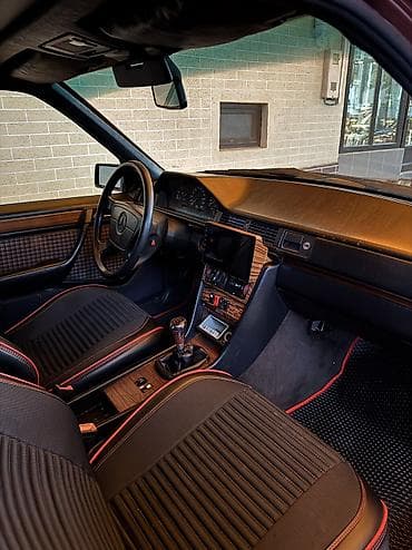 авто на 300000: Mercedes-Benz W124: 1994 г., 2 л, Механика, Бензин, Седан — 5