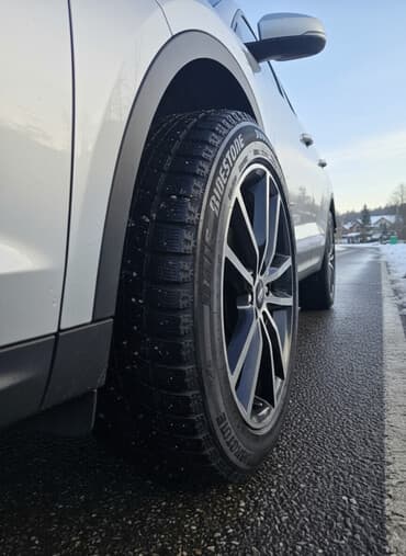 купить шины в бишкеке: Продаю шины 165/65/14 - Зима Б/У- 8000сом шины 215/50/17- Зима Б/У- — 1