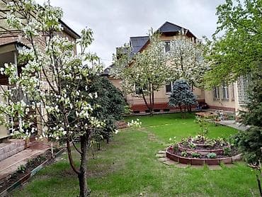 Дом, 245 м², 8 комнат, Собственник at lalafo.kg Дом, 245 м², 8 комнат, Собственник