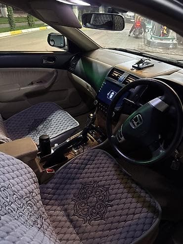 99 машина: Honda Accord: 2002 г., 2 л, Автомат, Бензин, Седан — 4