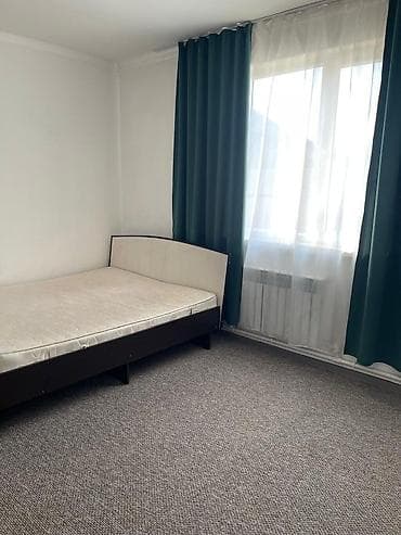 ул западная: Жибек Жолу менен Ростовскаянын кесилишинде бывший зап.автовокзалдын — 2