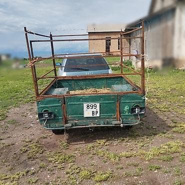Audi: Audi 100: 1991 г., 2.3 л, Механика, Бензин, Универсал — 4