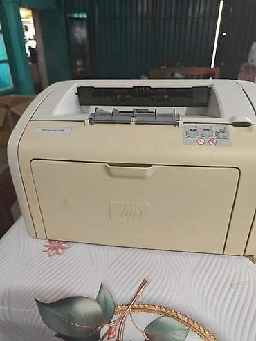 ми принтер: HP LaserJet 1018 — монохромный лазерный принтер формата A4. Основные — 2