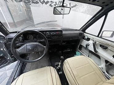 водный скутер: Volkswagen Golf: 1987 г., 1.6 л, Механика, Бензин, Хэтчбэк — 5