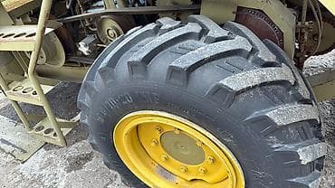 тесла модел с: Кукурузоуборочный комбайн Fortschritt E 281 C - Самоходный — 10