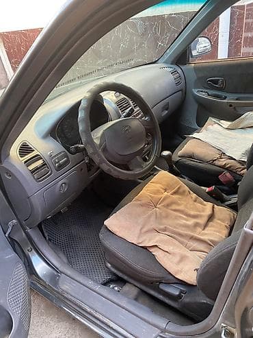 byd e5 2020: Hyundai Accent: 2004 г., 1.5 л, Механика, Бензин, Седан — 4