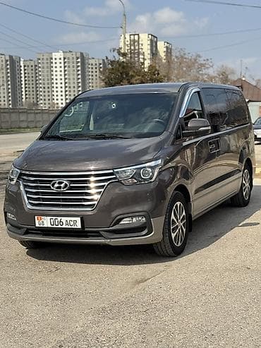 haima 3: Hyundai Grand Starex: 2019 г., 2.5 л, Автомат, Дизель, Минивэн — 1