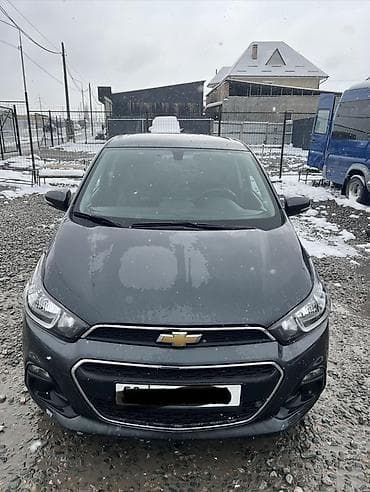 Chevrolet Spark: 2017 г., 1 л, Автомат, Бензин, Хэтчбэк