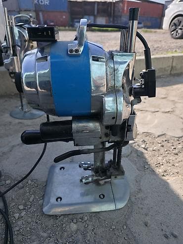 Промышленный раскройный нож (настольная раскройная машина) для ткани