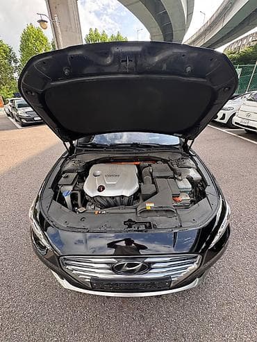 70: Hyundai Grandeur: 2019 г., 2.4 л, Автомат, Гибрид, Седан — 3
