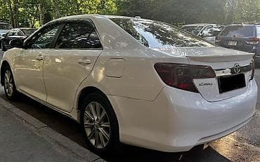 prius plus: Toyota Camry: 2012 г., 2.5 л, Вариатор, Гибрид, Седан — 5