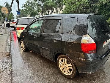 автоломбард бишкек продажа авто: Honda Jazz: 2003 г., 1.3 л, Вариатор, Бензин, Хетчбек — 4