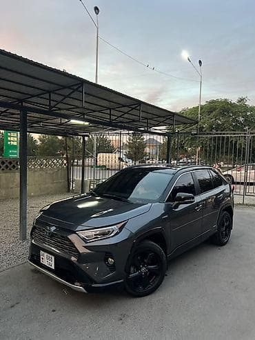 Toyota RAV4: 2021 г., 2.5 л, Вариатор, Гибрид, Кроссовер — 2
