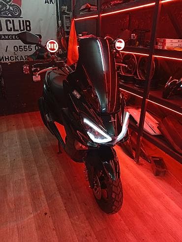 Макси-скутер 150 куб. см, Бензин