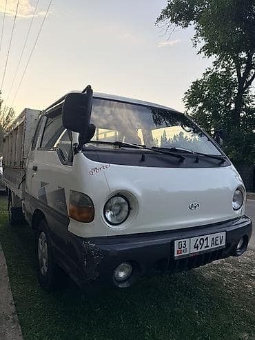 Унаа: Жеңил жүк ташуучу унаа, Hyundai, Стандарт, 3 т, Колдонулган — 2