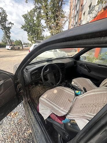 pass: Volkswagen Passat: 1990 г., 2 л, Механика, Бензин, Универсал — 3