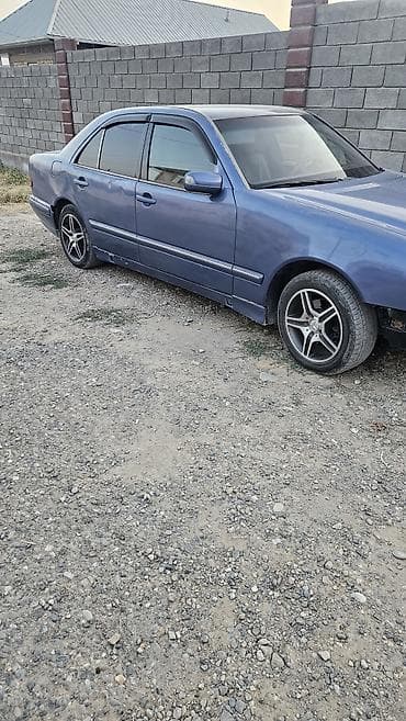 spark chevrolet: Mercedes-Benz E-Class: 1999 г., 2.2 л, Механика, Бензин, Седан — 3