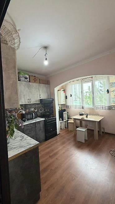Кыймылсыз мүлк: 2 бөлмө, 68 м², 107-серия, 2 кабат, Косметикалык ремонт — 4