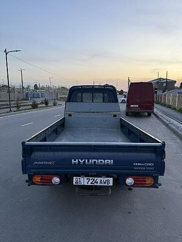 бетонирование двора: Легкий грузовик, Hyundai, Стандарт, 2 т, Б/у — 5