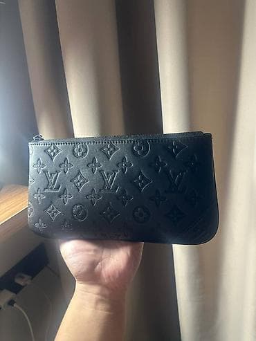 барсетка lv: Клатч/косметичка Louis Vuitton, черный - Материал: натуральная кожа с — 1