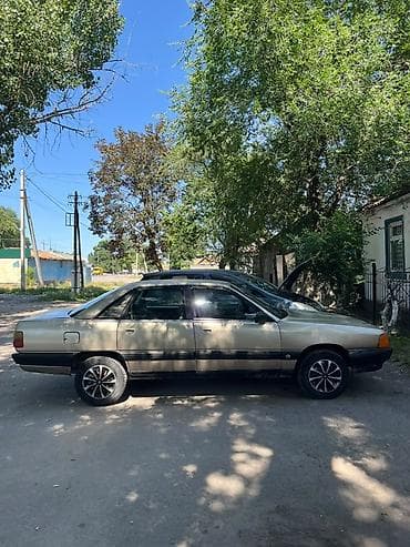 кузов портер 1: Audi 100: 1986 г., 1.8 л, Механика, Бензин, Седан — 3