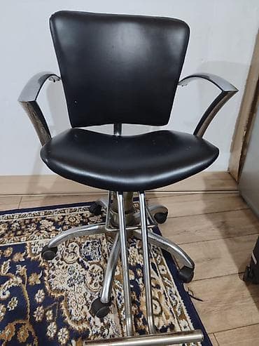 Тумбалар: Парикмахерское кресло на колесах - Профессиональное кресло для — 1