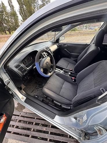 Honda Civic: 2004 г., 1.6 л, Автомат, Бензин, Седан — 8