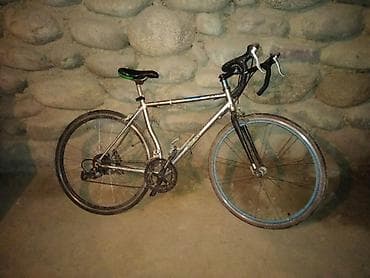 вело покрышки: Шоссейный/гравийный велосипед с рулем «бараном» и легкой рамой из — 1