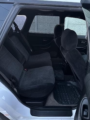 subaru 2016: Subaru Legacy: 1999 г., Автомат, Бензин, Универсал — 5